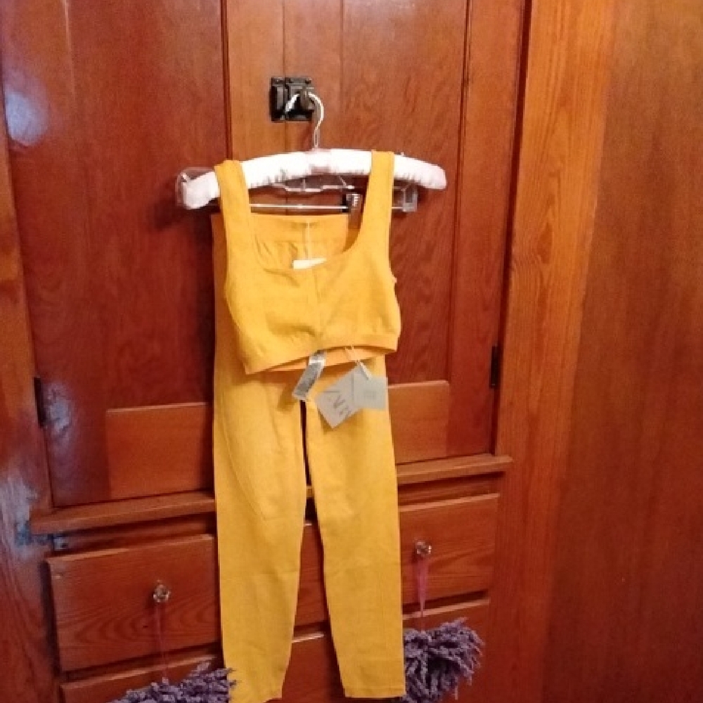 Yellow Two-Piece Outfit Zara